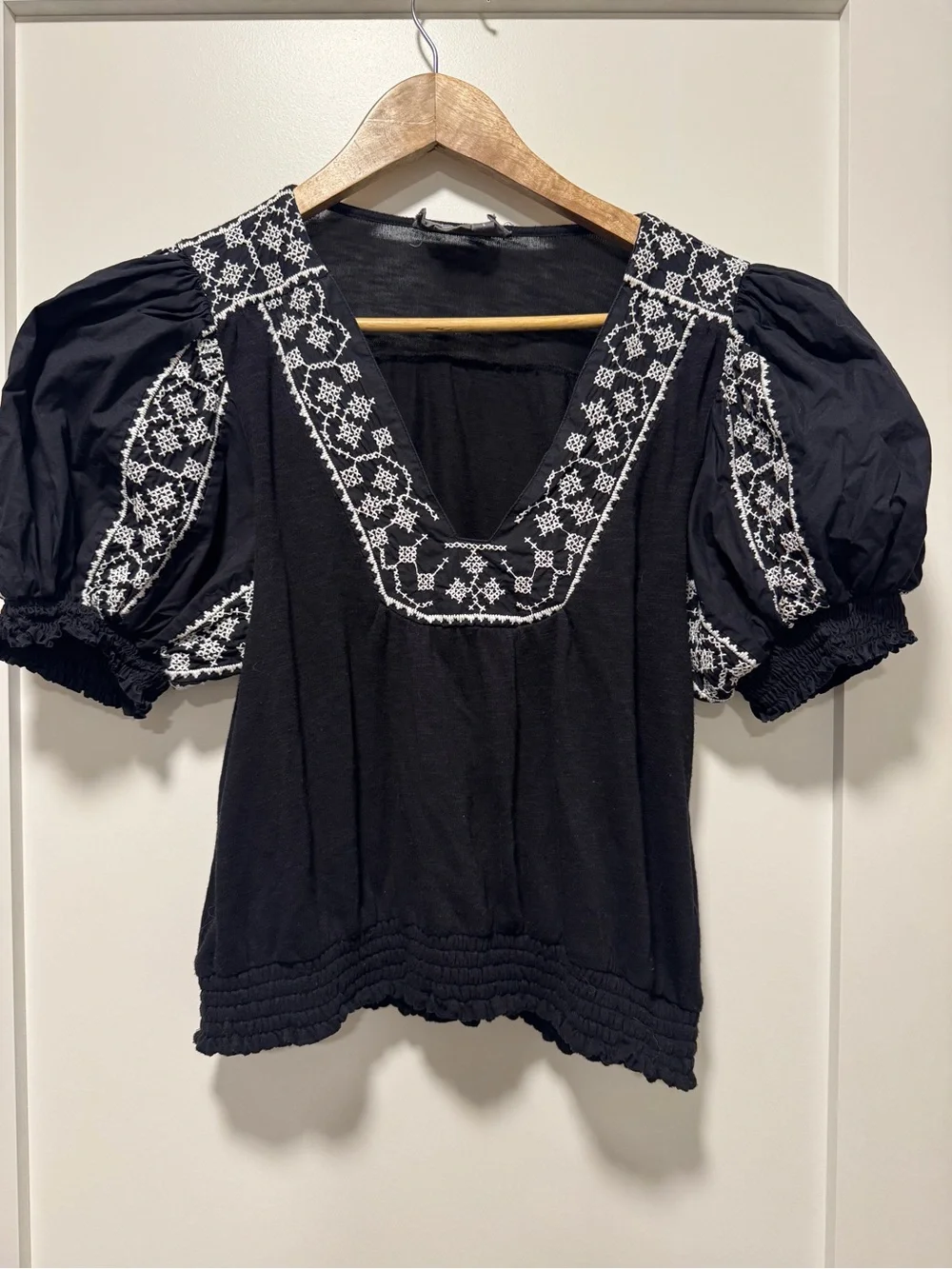 Anthropologie Black Puff-Sleeve V-neck Top with White Cross-stitch Embroidery S